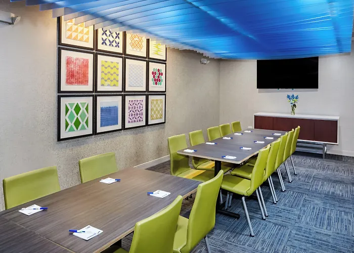 Hotel Express & Chicago North Shore - By Ihg 3*
